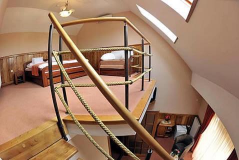 Trojka Hotel Es Panzio Szolnok Ruang foto